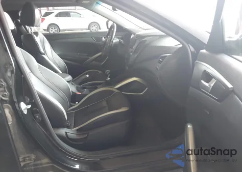 2013 Hyundai Veloster Turbo W/Black z USA, uszkodzony, nr VIN KMHTC6AE0DU179068